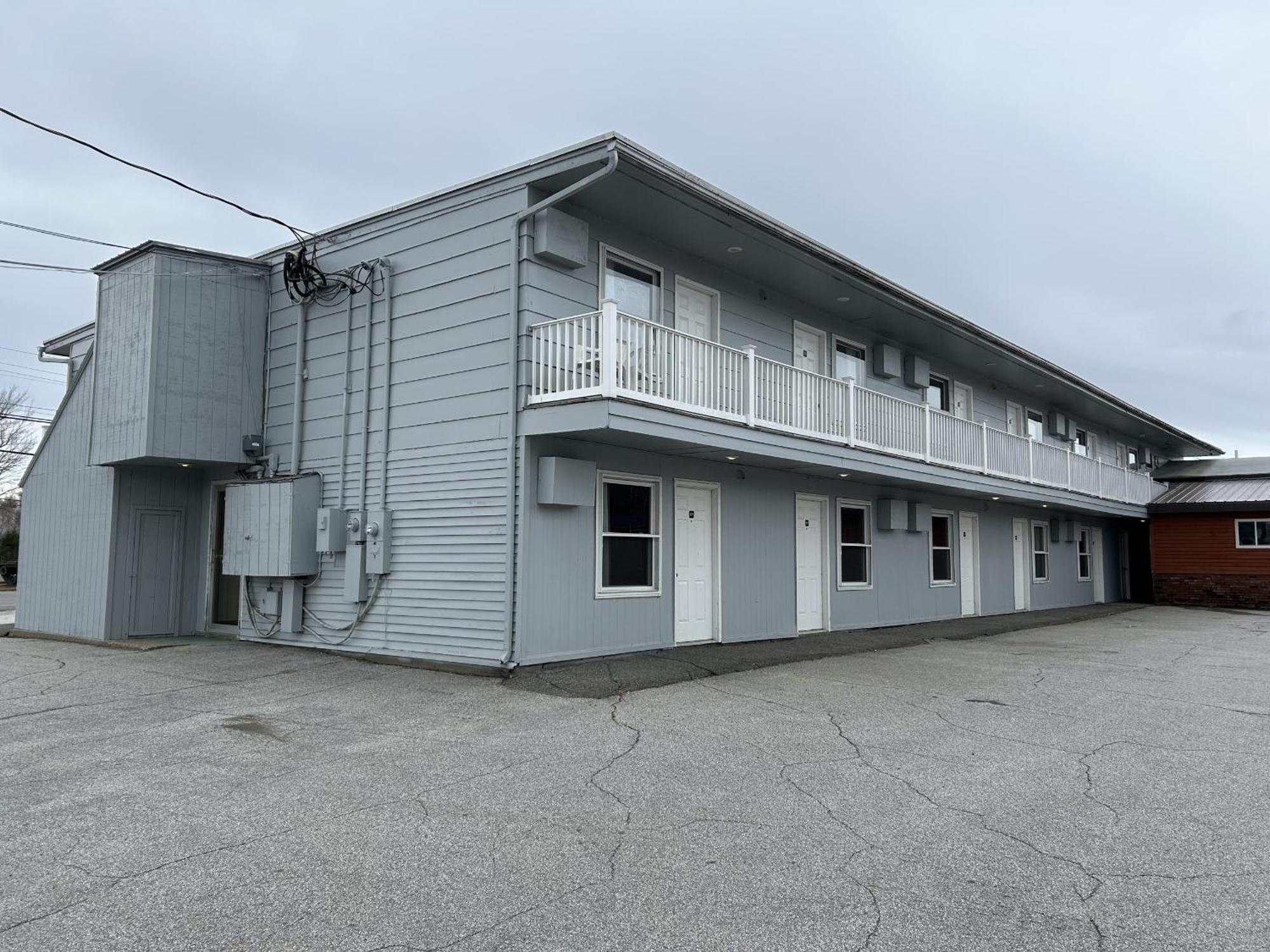 Pamola Motor Lodge Millinocket Kültér fotó